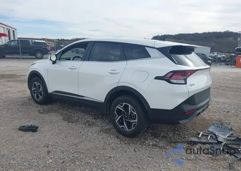 2024 Kia Sportage Lx z USA, uszkodzony, nr VIN KNDPUCDF5R7265472